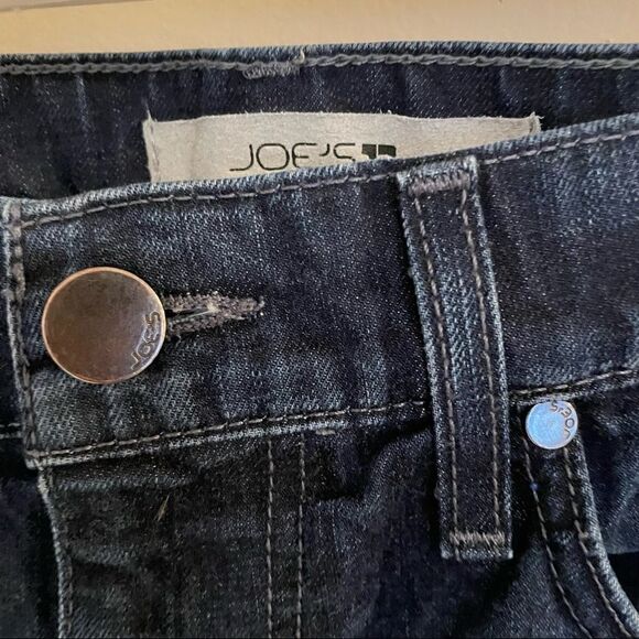 Joe’s Jeans dark wash rebel size 34 distressed hem - Picture 2 of 8
